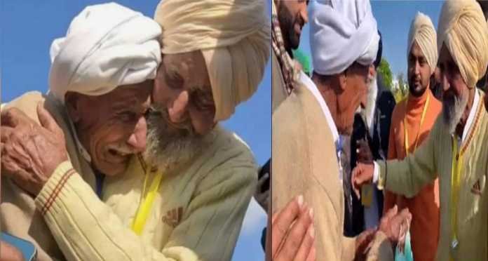 Picsart_22-01-16_19-01-08-172 When two brothers separated in partition met after 74 years, they hugged and started crying bitterly, the eyes of Pak Rangers also became moist.