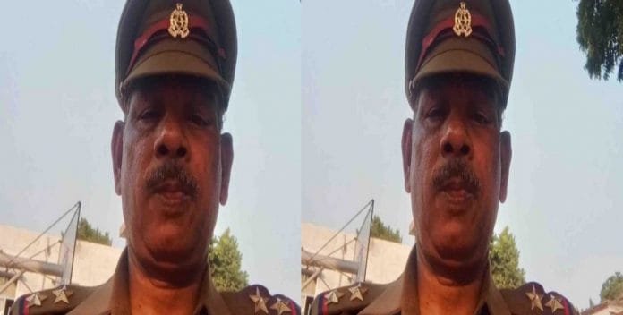 For four years, he has been working as a police officer, has also settled 150 cases.