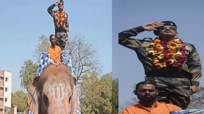 You would not have seen such a welcome to the retired soldier, watch the viral video