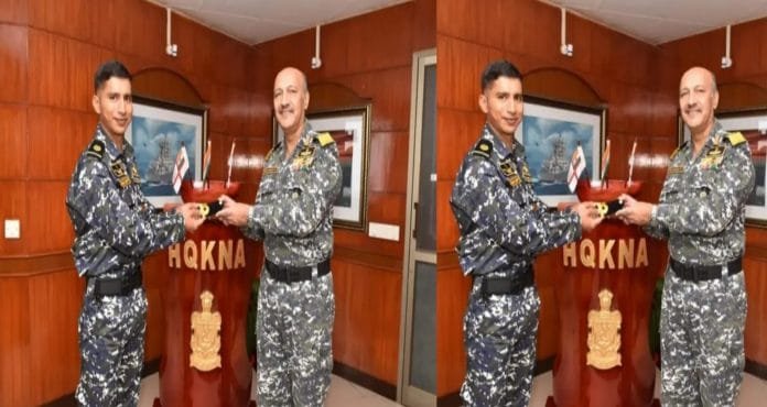 Manoj Bhatt of Pithoragarh became a sub lieutenant in the Indian Navy
