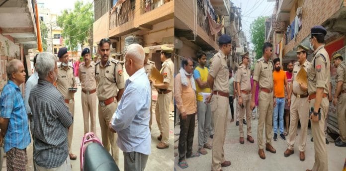 3 lakh rupees looted in front of house on the strength of weapon in broad daylight in Ghaziabad