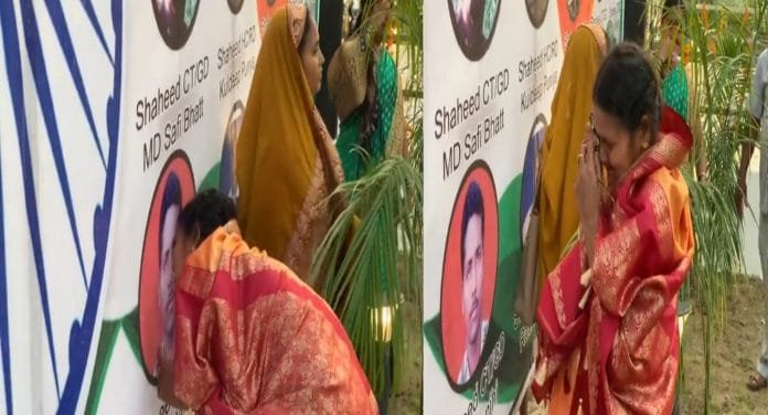 Emotional video of mother of martyred jawan