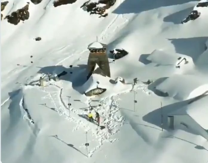 IMG_20221004_114228 Norwegian diplomat Eric, who was convinced of the beauty of Uttarakhand, shared the video of Tungnath