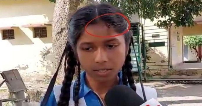 IMG_20221005_135151 Udham Singh Nagar inter College teacher beating student