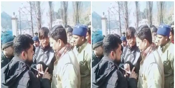 Picsart_23-01-21_16-43-25-651_11zon Tourists demanded a call girl in Nainital, then the guides thrashed them fiercely