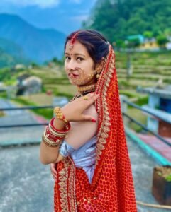 Success story of youtuber Hina faswarn