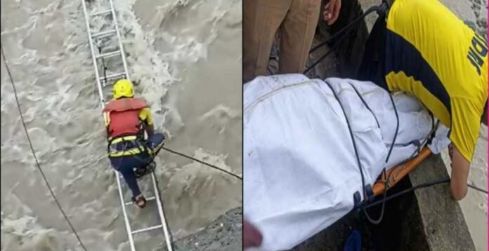 The car of friends returning from Lansdowne fell into the Khoh river.