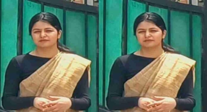 Megana Pant of almora passed the PCS exam and became GST commissioner