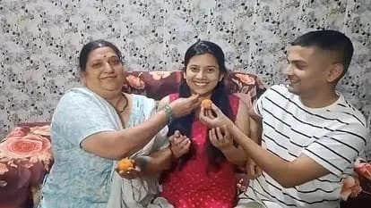 IMG-20250514-WA0007 Congratulations to Anju Bhatt of Tehri Garhwal for her success in UPSC exam