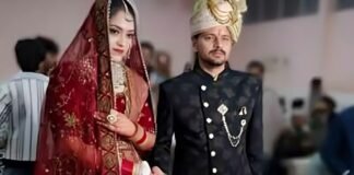 दूल्हे ने जीता सभी का दिल दहेज में मिले ₹31 लाख रुपए लौटाए कहा- पिता की मेहनत की कमाई नहीं ले सकता The groom won everyone's hearts by returning ₹31 lakh received as dowry.