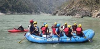 उत्तराखंड: 30 जून को बंद हो जाएगी राफ्टिंग; रोमांच के सफर के लिए पहले ही बनाएं प्लान Rafting to close on June 30; plan ahead for the adventure.